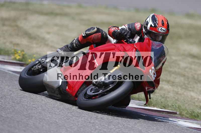 /21 17.06.2026  Ducati Schweiz Track Warmup ADR/Gruppe gelb/33